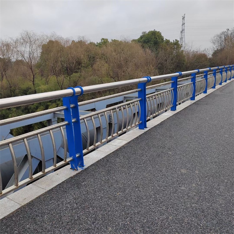 桥梁护栏